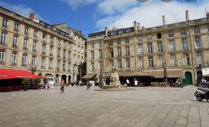 Local commercial à louer BORDEAUX - CIE 33