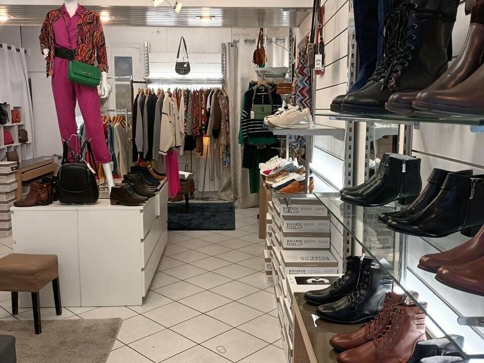 617487875_33LC0042_1