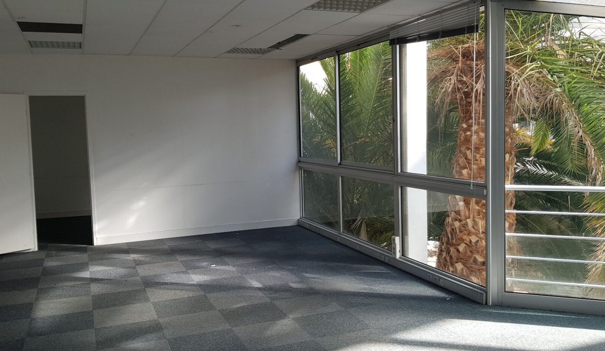 publique-52448386-Nr-4