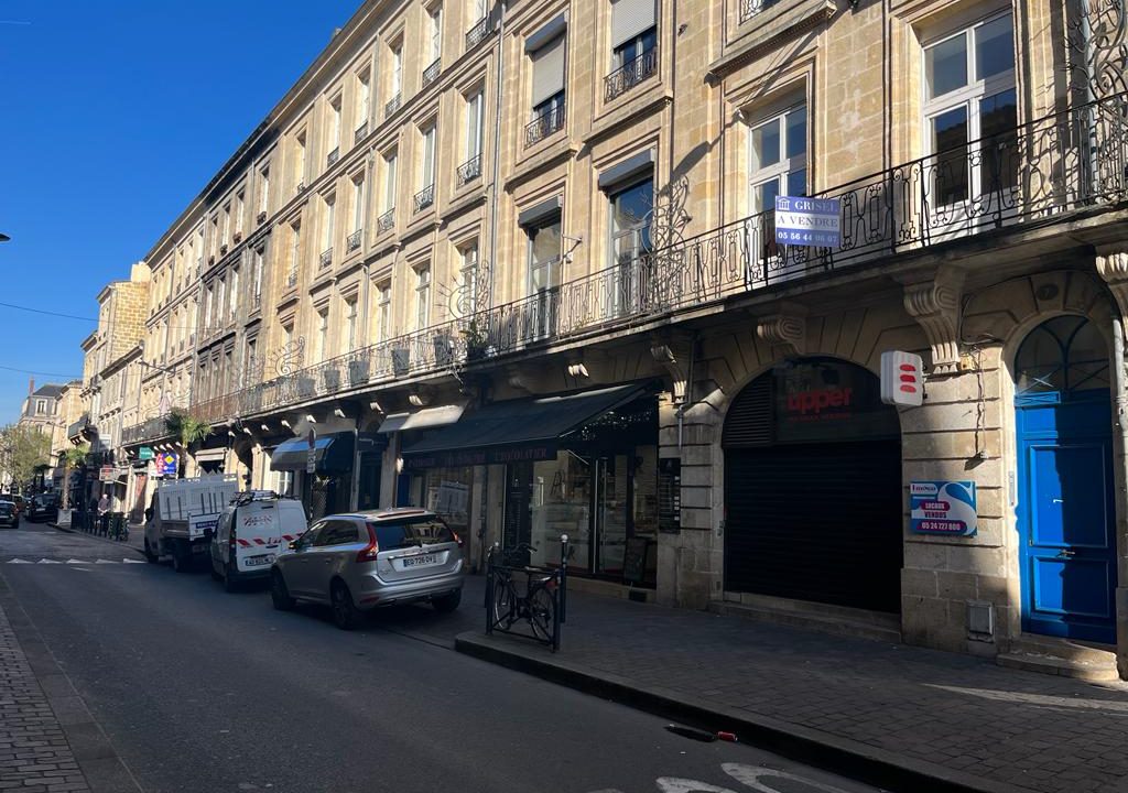 publique-52521042-Nr-6