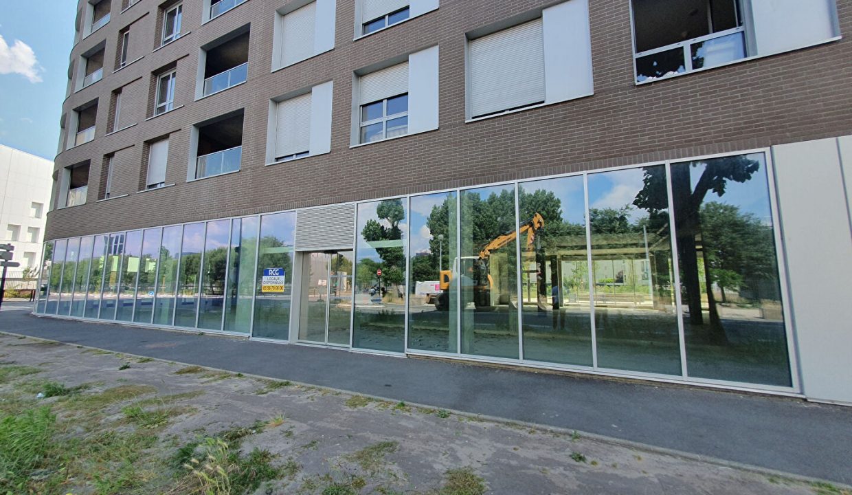 publique-53097923-Nr-1