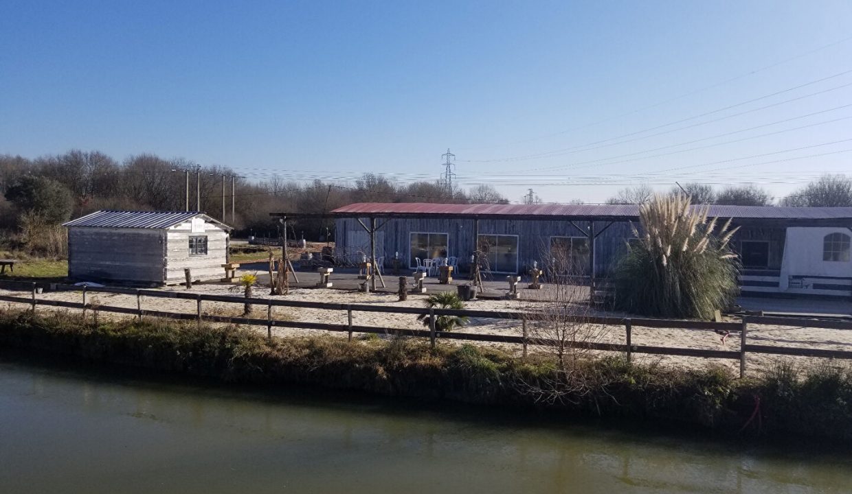 publique-54156800-Nr-4