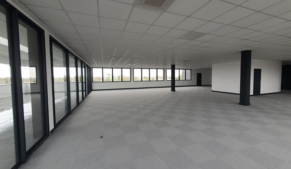 publique-55628765-Nr-4