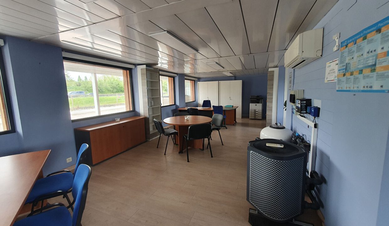 publique-55672660-Nr-1