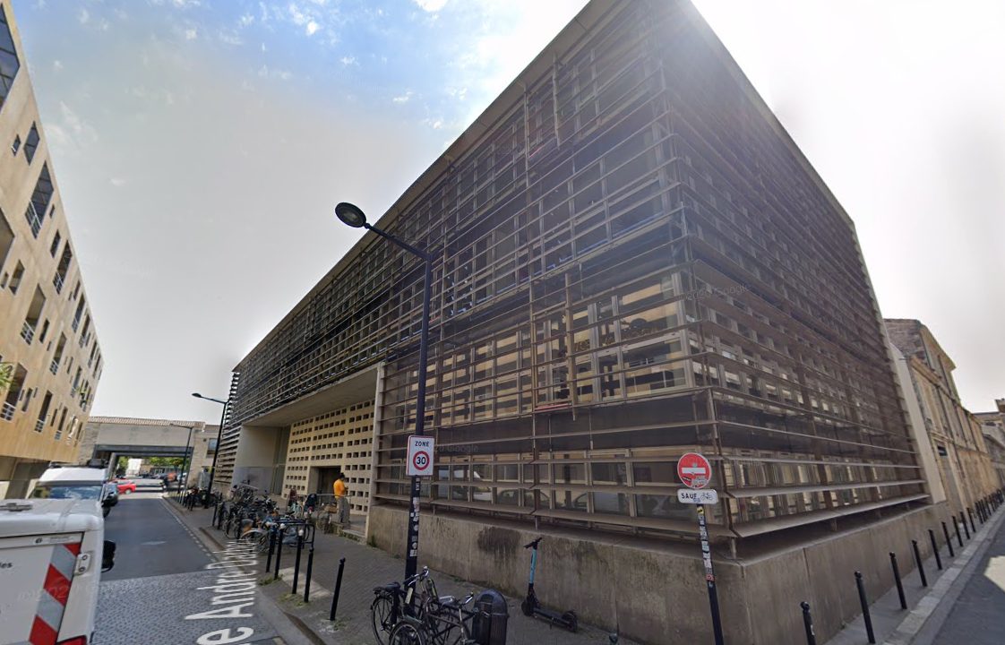 publique-55686114-Nr-1