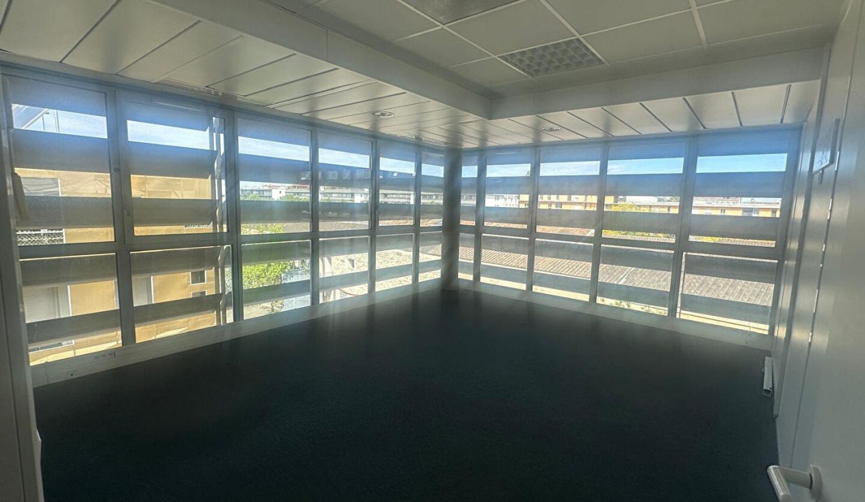 publique-55686114-Nr-3