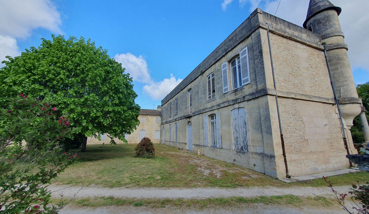 publique-55750139-Nr-5