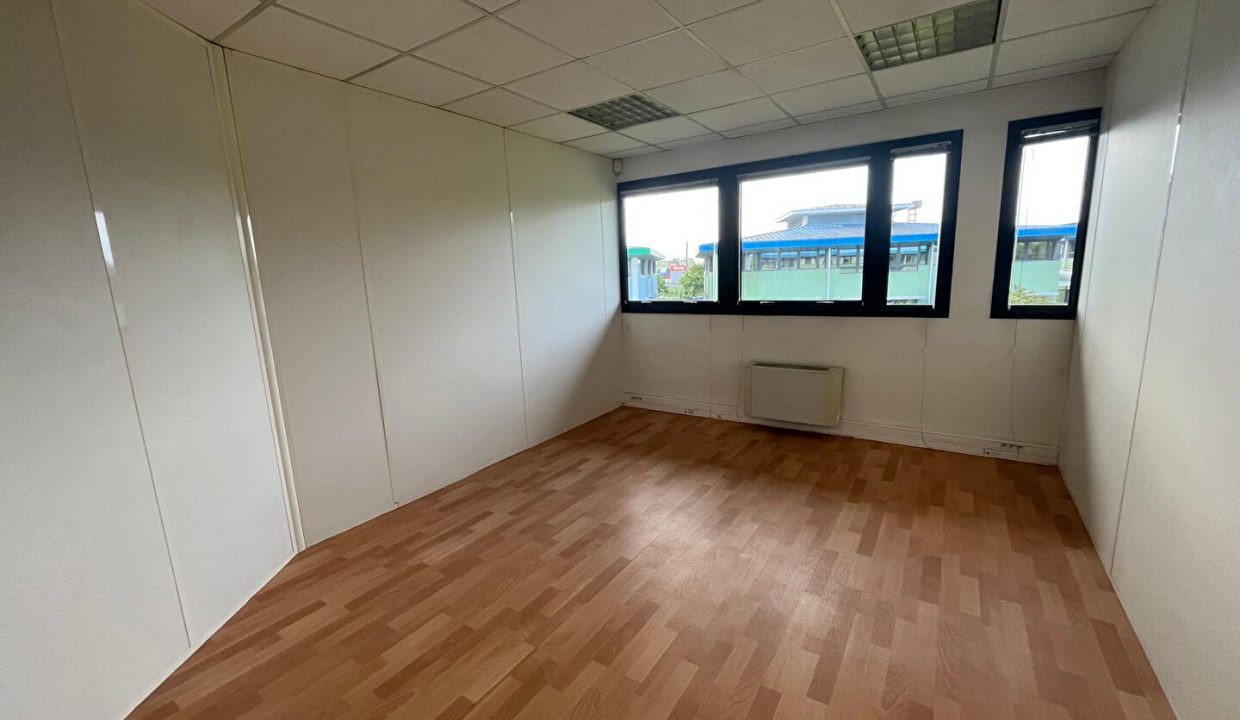 publique-55764380-Nr-5