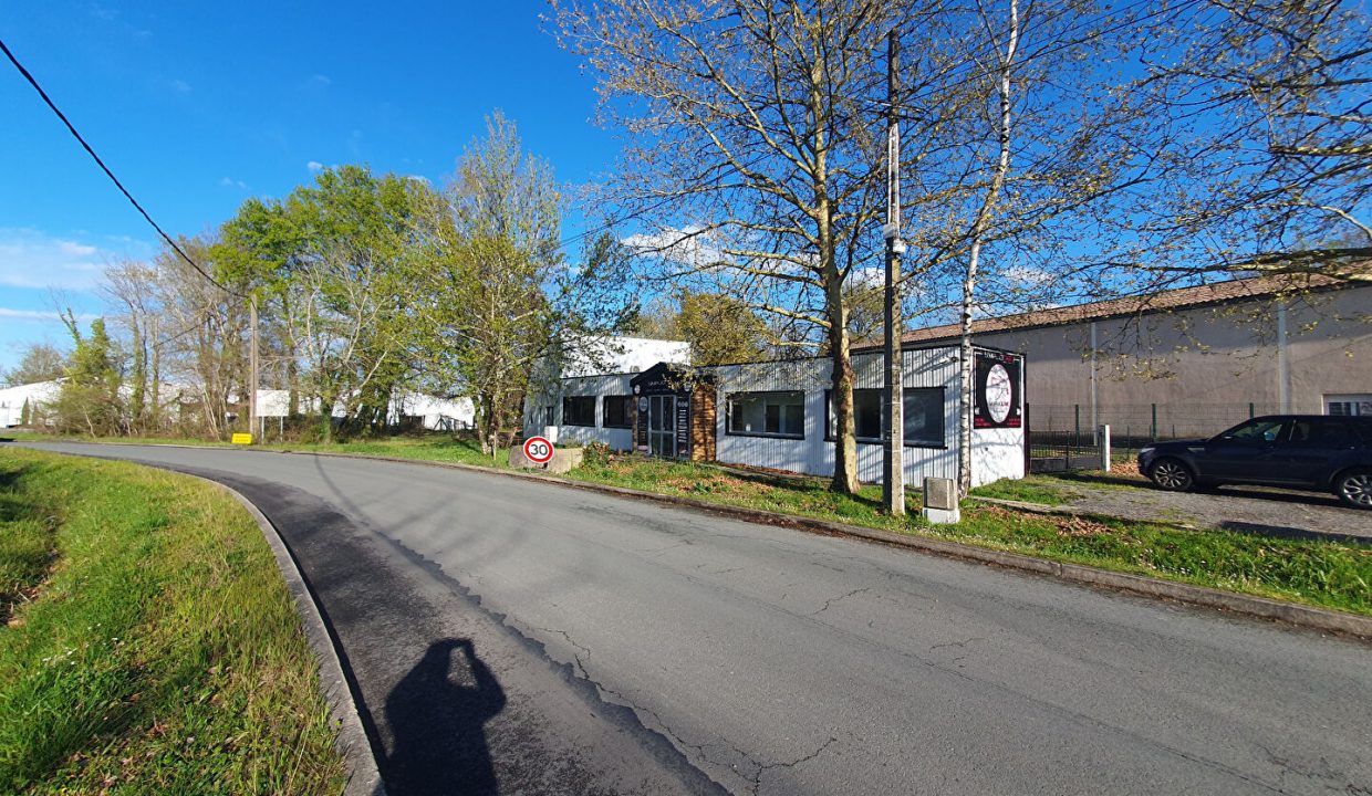 publique-55864924-Nr-1