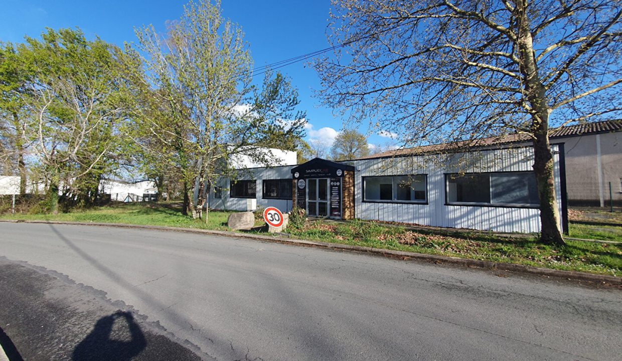 publique-55864997-Nr-2