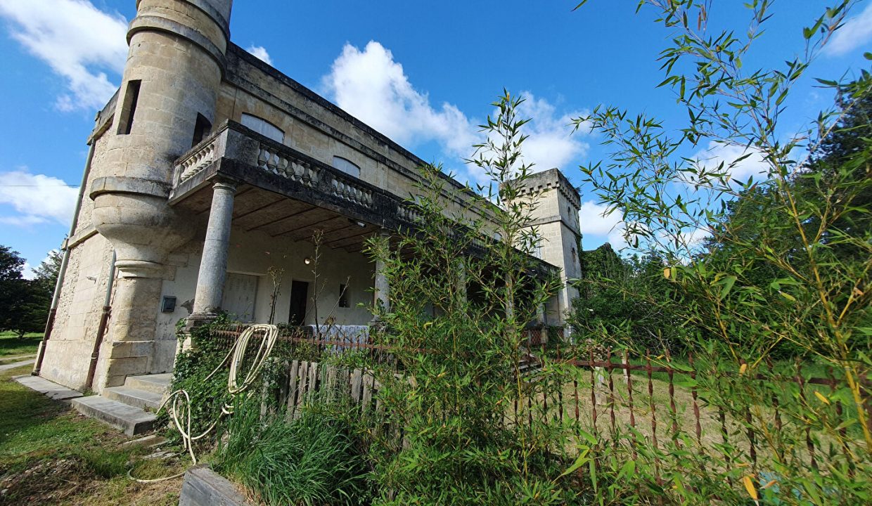 publique-57056636-Nr-4