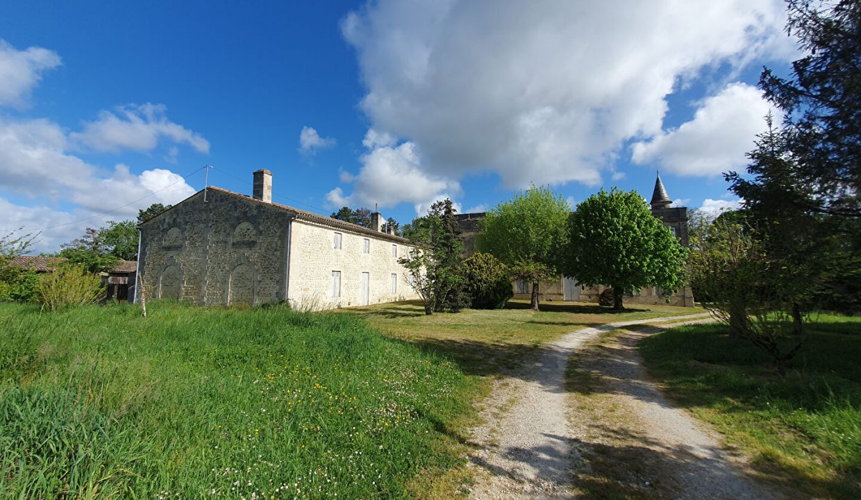 publique-57056636-Nr-7