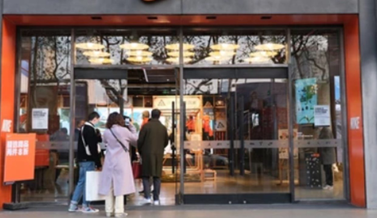 publique-57117441-Nr-1