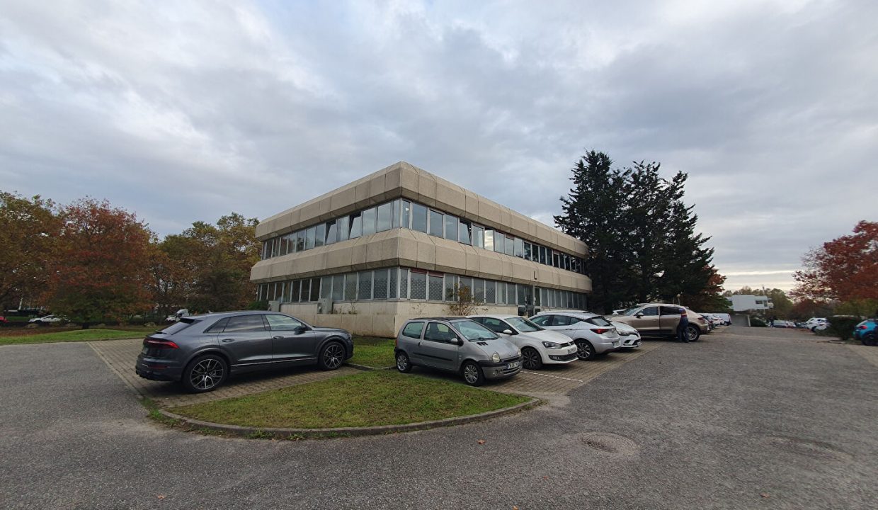 publique-57194378-Nr-1