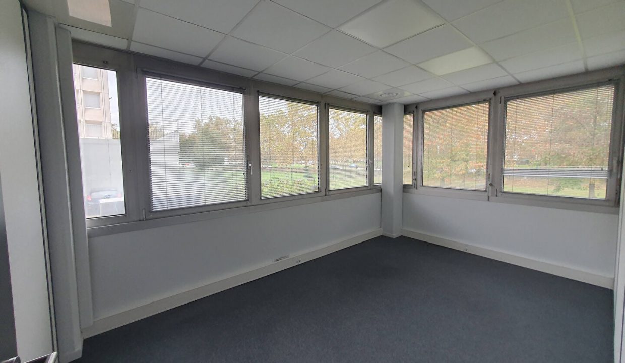 publique-57194378-Nr-5