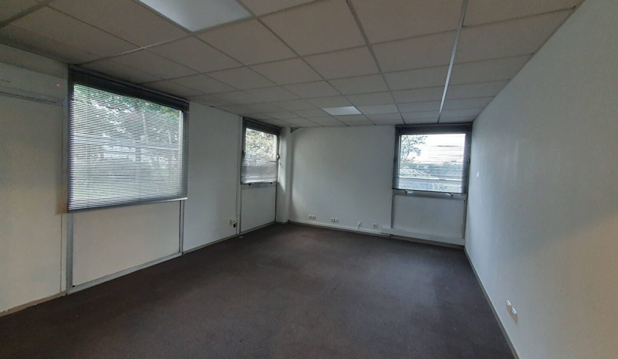 publique-57198982-Nr-4