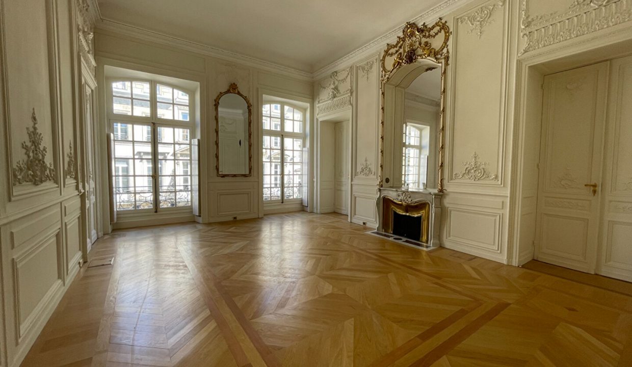 publique-57258067-Nr-4