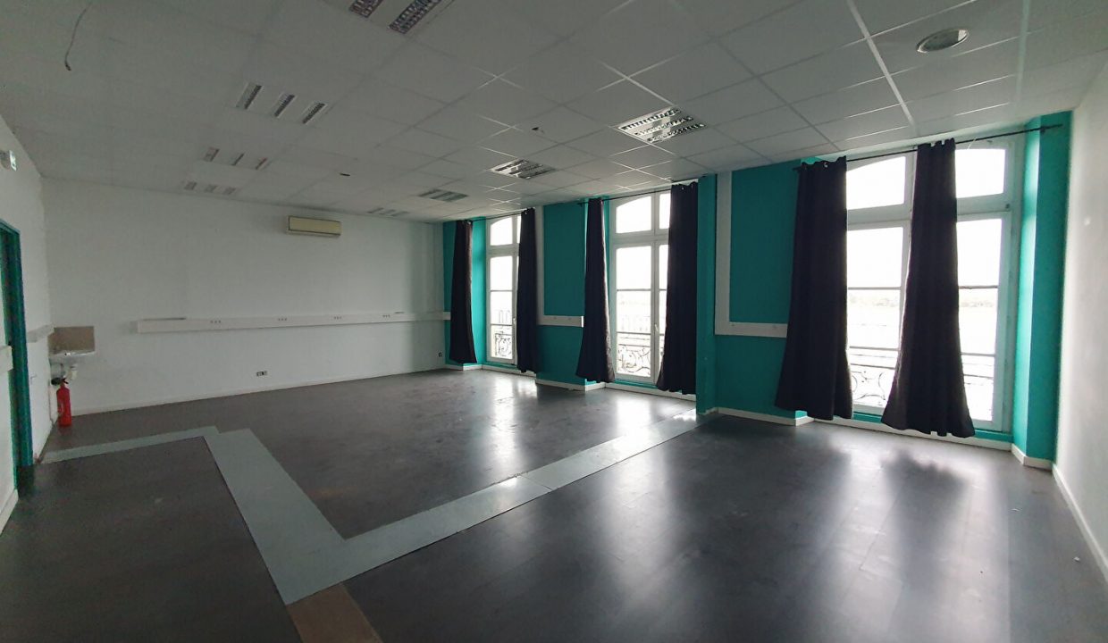 publique-57613389-Nr-8