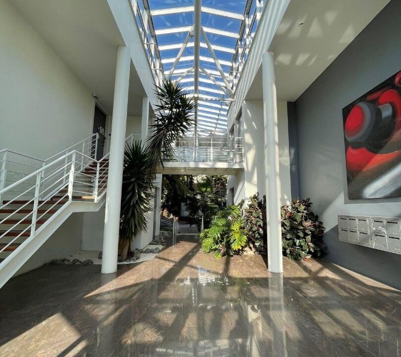 publique-57623577-Nr-2