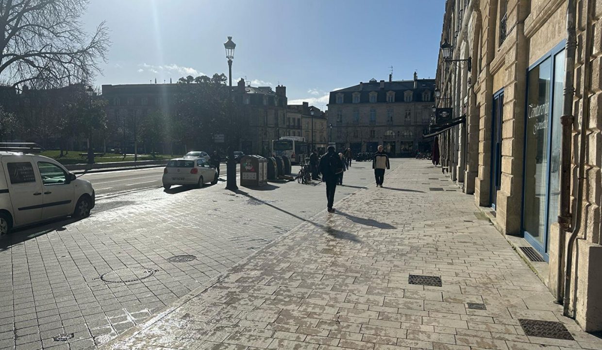 publique-58379705-Nr-3