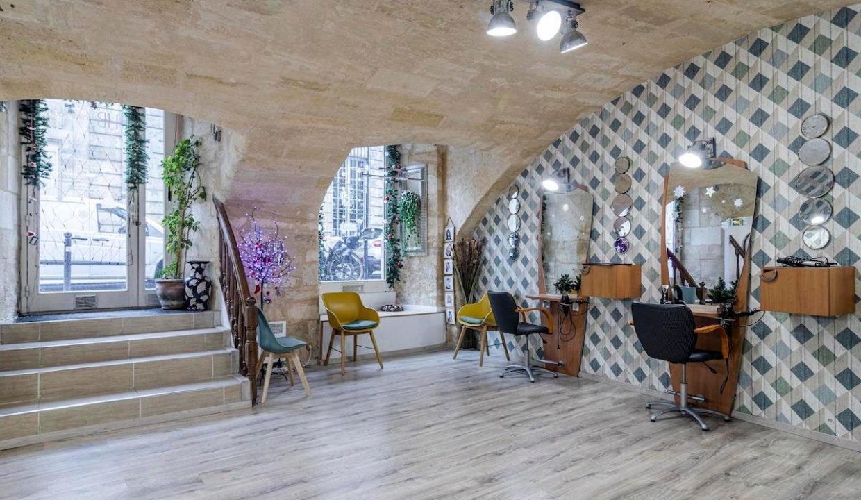 publique-58447552-Nr-1