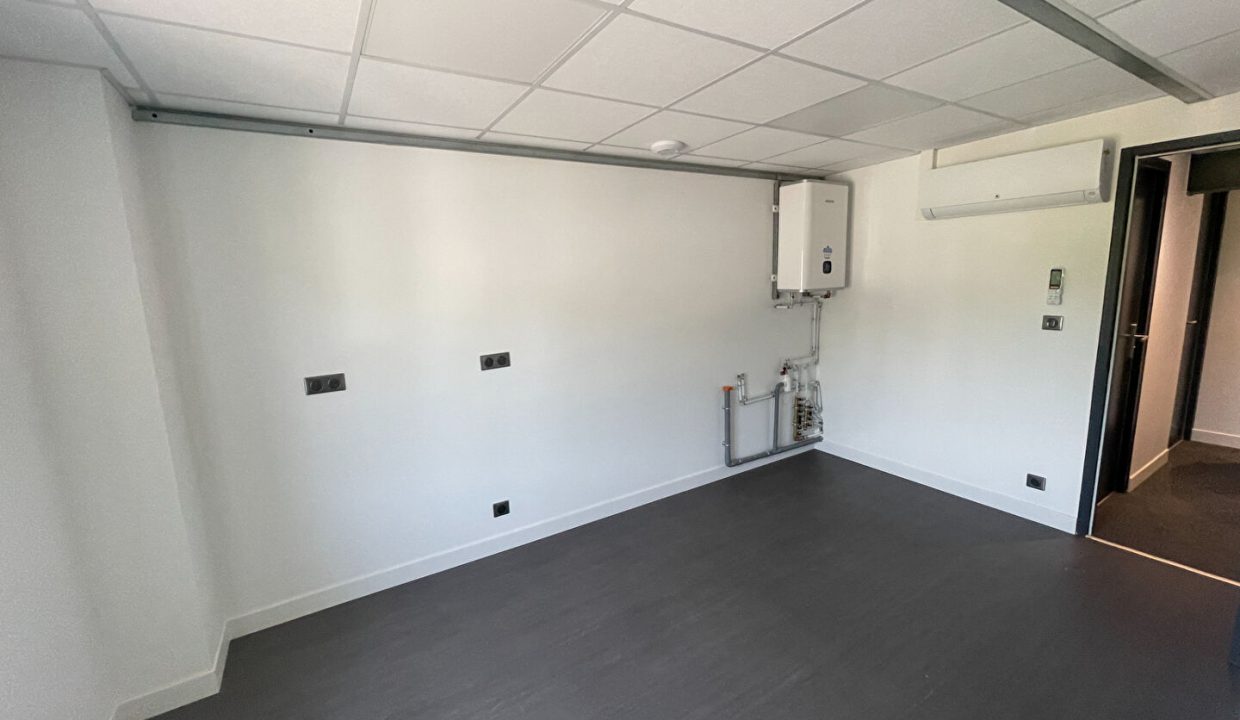 publique-58668343-Nr-6