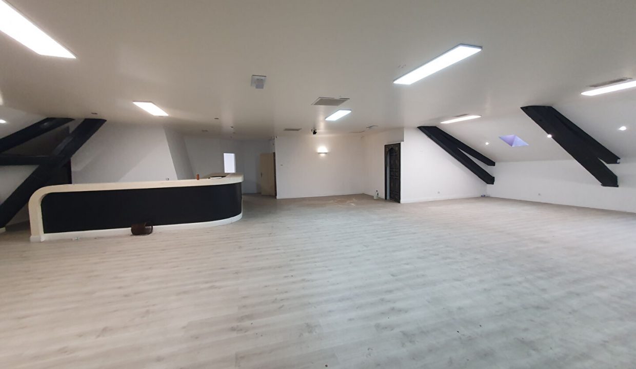 publique-58740139-Nr-3