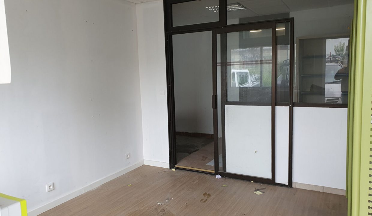 publique-58805641-Nr-4