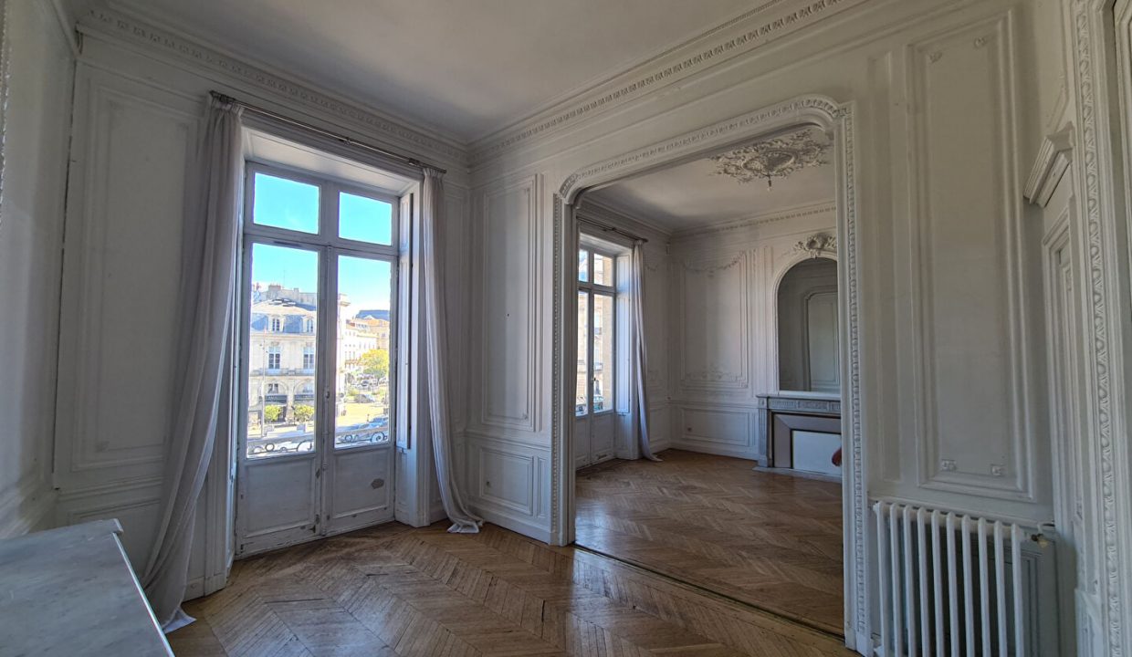 publique-59370355-Nr-2