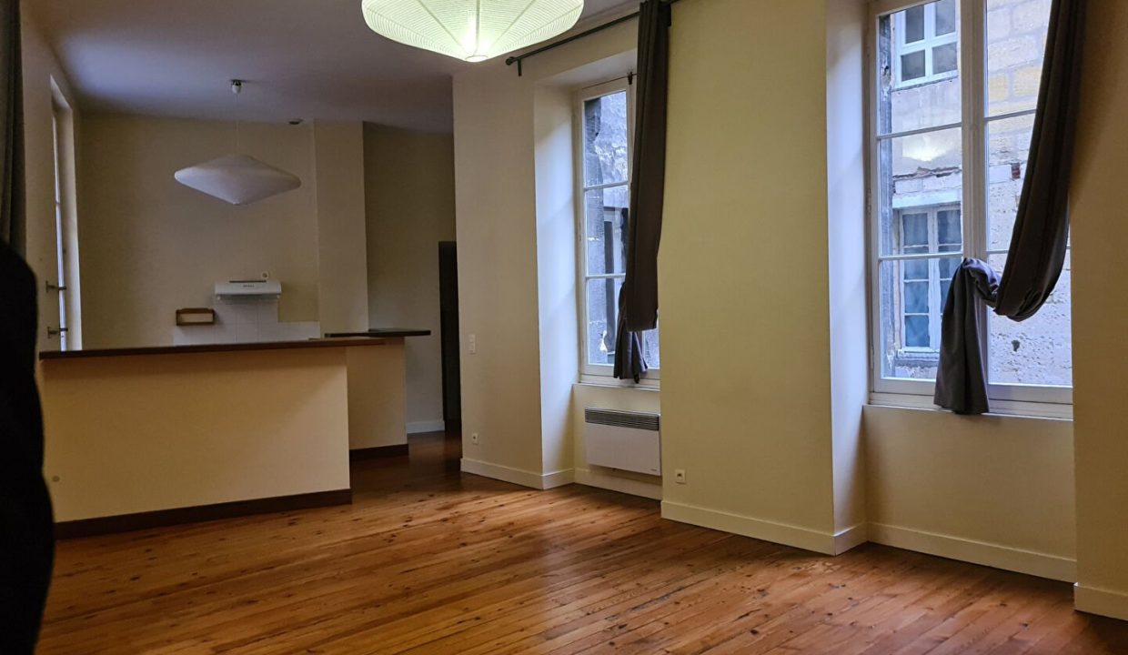 publique-55672185-Nr-2