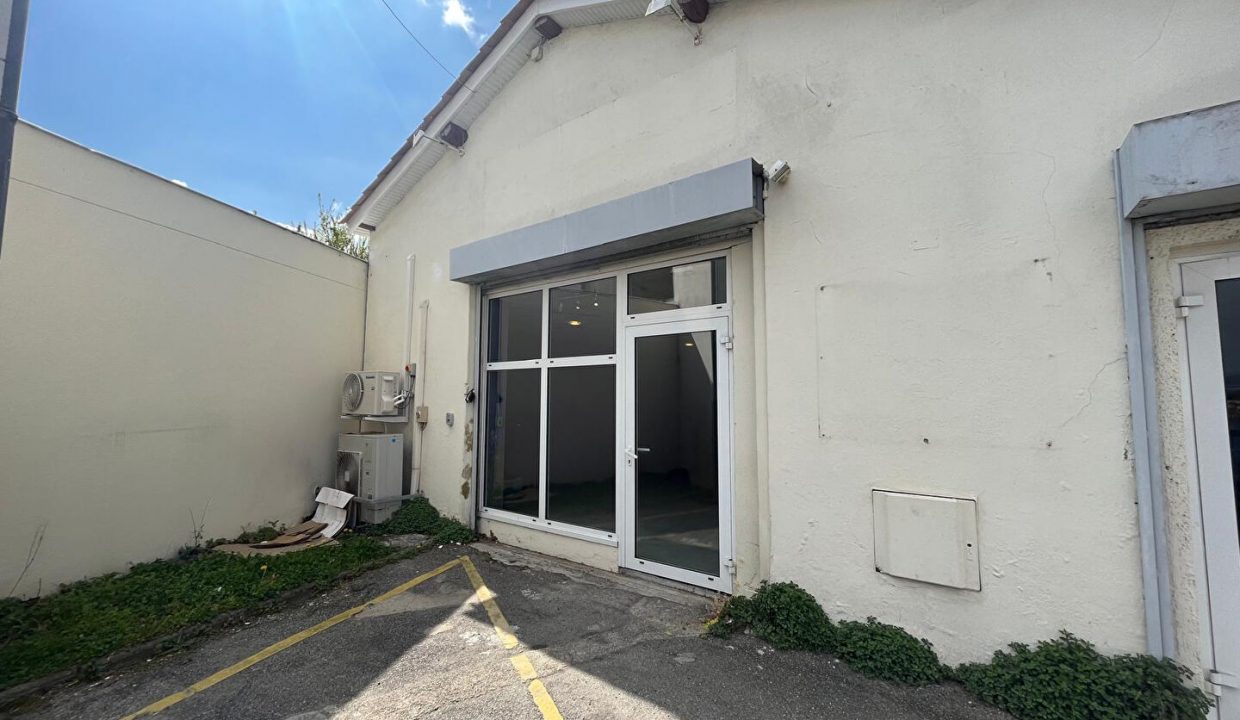publique-58184471-Nr-1
